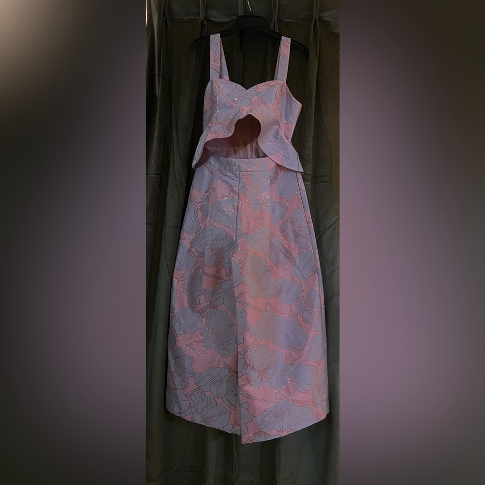 Chic Pink Floral Pant fit - Picture 3 of 8